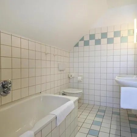 Post Hiddensee, * Vitte